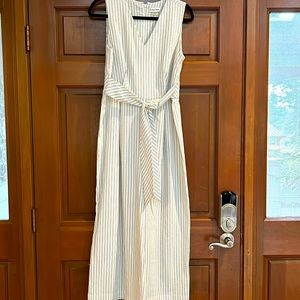 Calvin Klein size 8 cotton pant suit - crepe